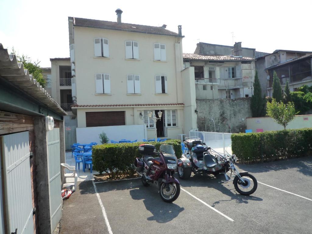 Hotel La Flamme Rouge サン・ジロン エクステリア 写真